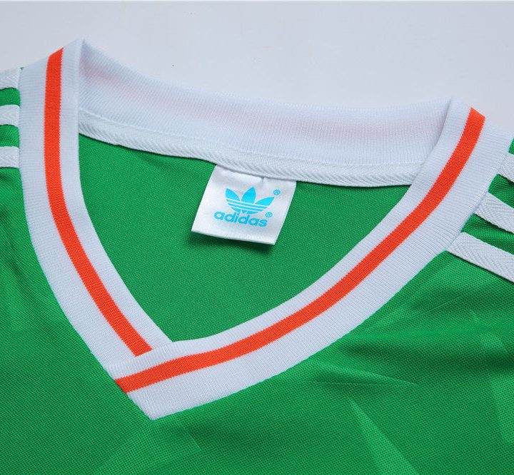 Alternative view of Republic of Ireland 1990 Home Jersey