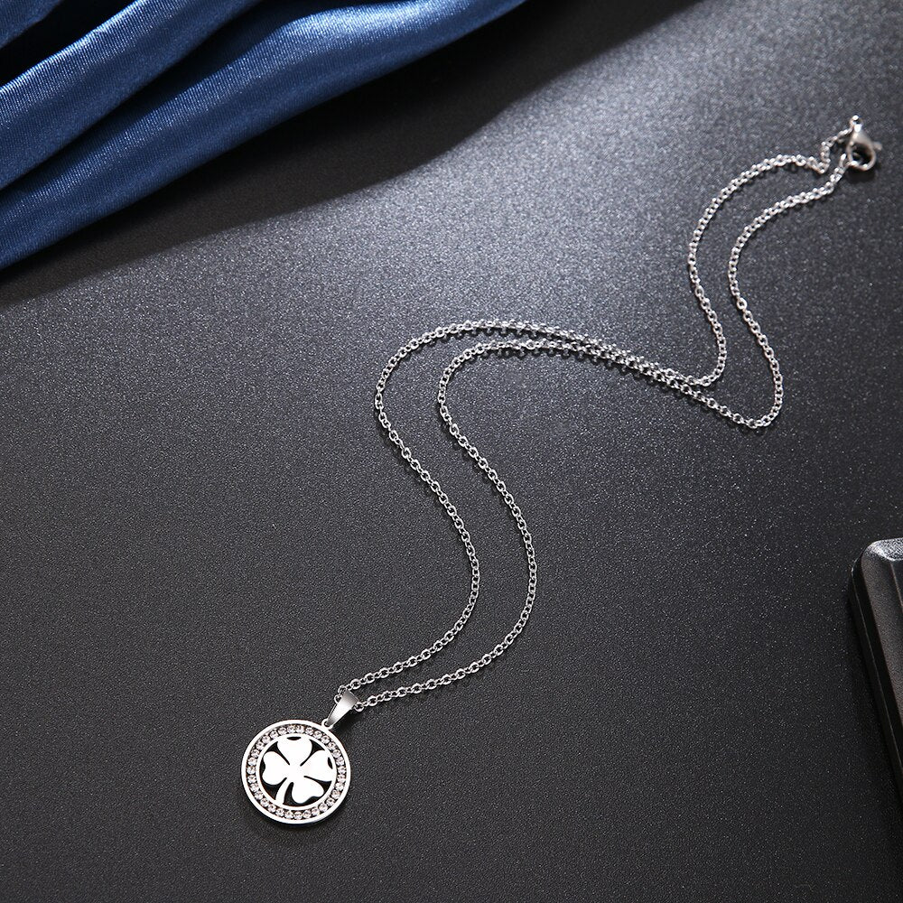 Four-Leaf Clover Necklace Four-Leaf Clover Necklace - Image 5