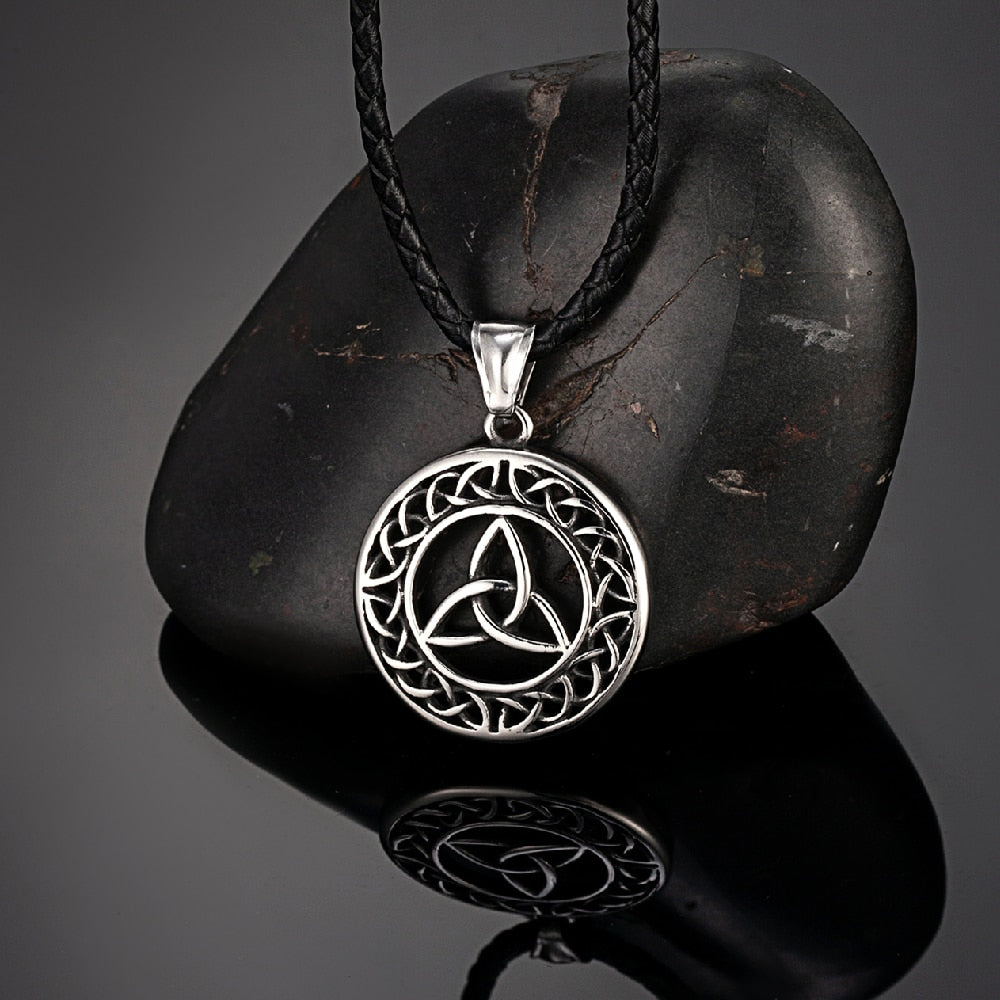 Celtic Knot Necklace Celtic Knot Necklace - Image 2