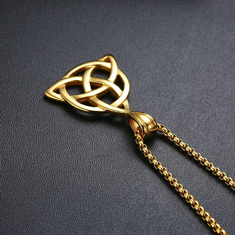 Triquetra Knot Necklace Triquetra Knot Necklace - Image 9