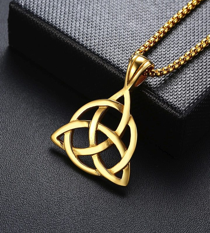 Triquetra Knot Necklace Triquetra Knot Necklace