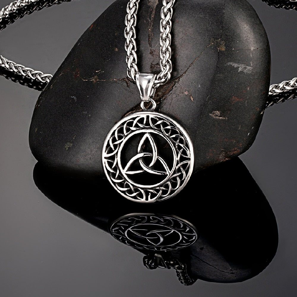 Celtic Knot Necklace Celtic Knot Necklace - Image 3