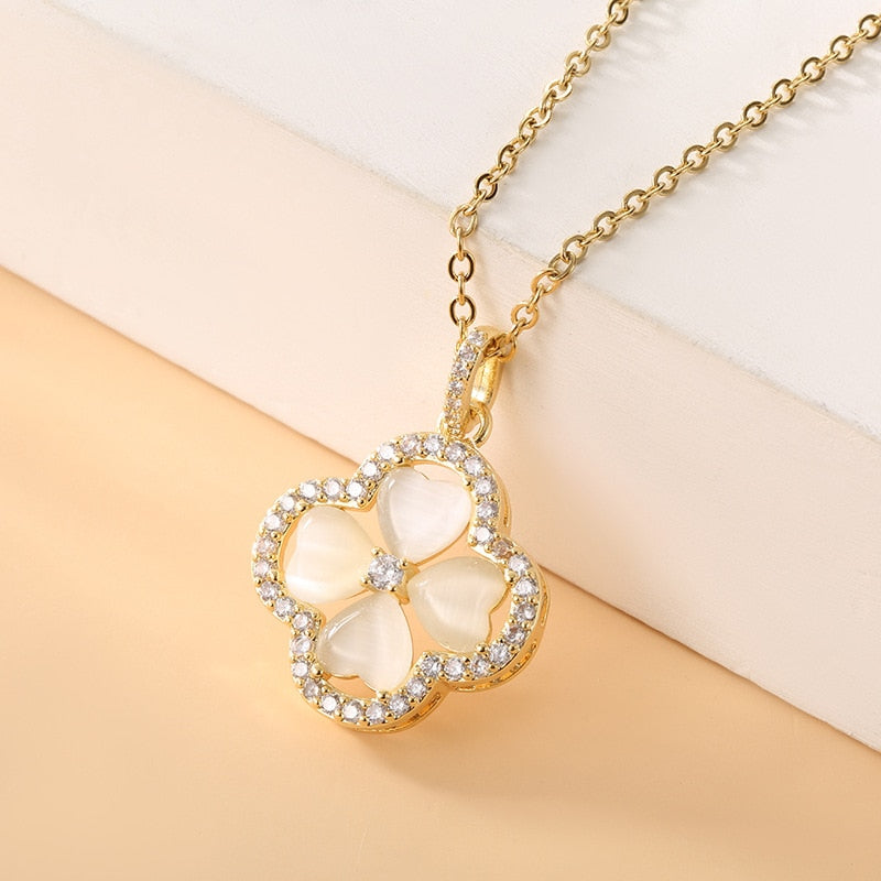 Four Leaf Clover Necklace & Ear Ring Set Four Leaf Clover Necklace & Ear Ring Set - Image 4