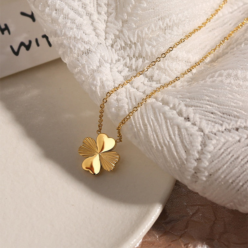 Four Leaf Clover Necklace Four Leaf Clover Necklace - Image 4