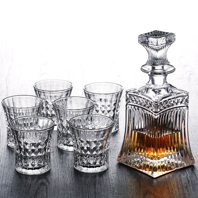 Crafted Glass Whiskey Decanter Set with 20/21 Old Fashioned Glasses Crafted Glass Whiskey Decanter Set with 20/21 Old Fashioned Glasses