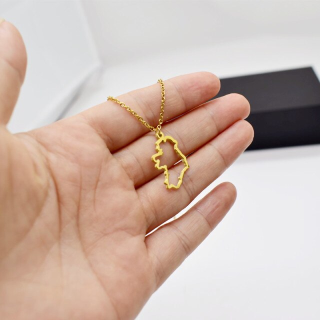 Irish Map Necklace with Heart Cutout – Gold & Silver Plated Irish Map Necklace with Heart Cutout – Gold & Silver Plated - Image 3