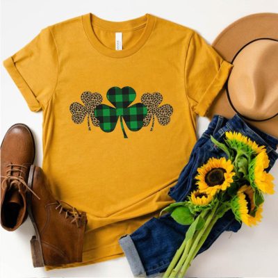 Trendy Irish Shamrock Tee Plaid T-shirt