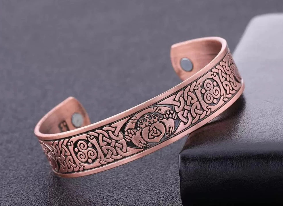 Claddagh Fishhook Bracelet Claddagh Fishhook Bracelet - Image 8
