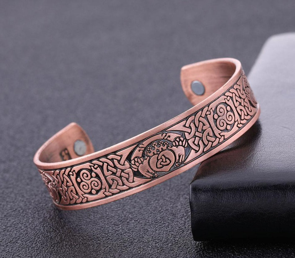 Claddagh Fishhook Bracelet Claddagh Fishhook Bracelet - Image 2