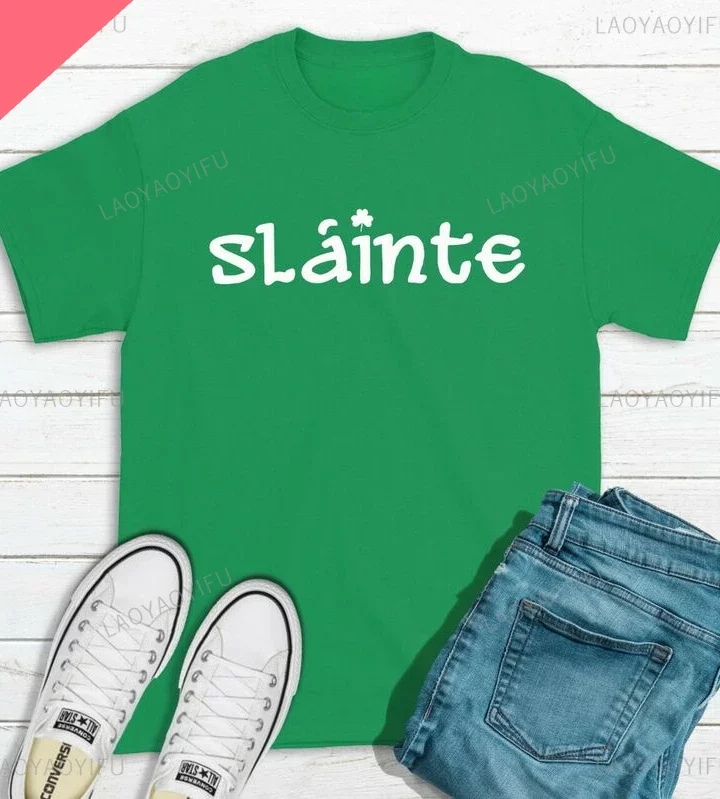 Sláinte Shamrock T-shirt Sláinte Shamrock T-shirt