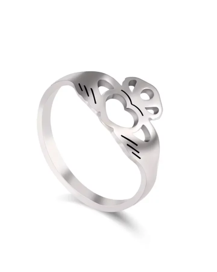 Minimalist Claddagh Ring