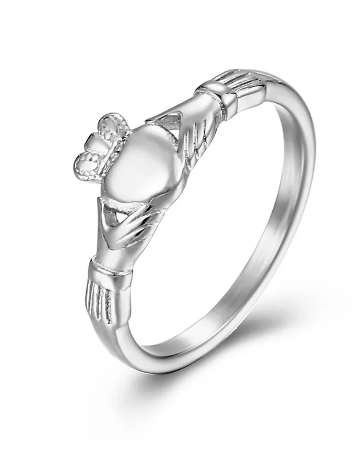 Alternative view of Claddagh Ring