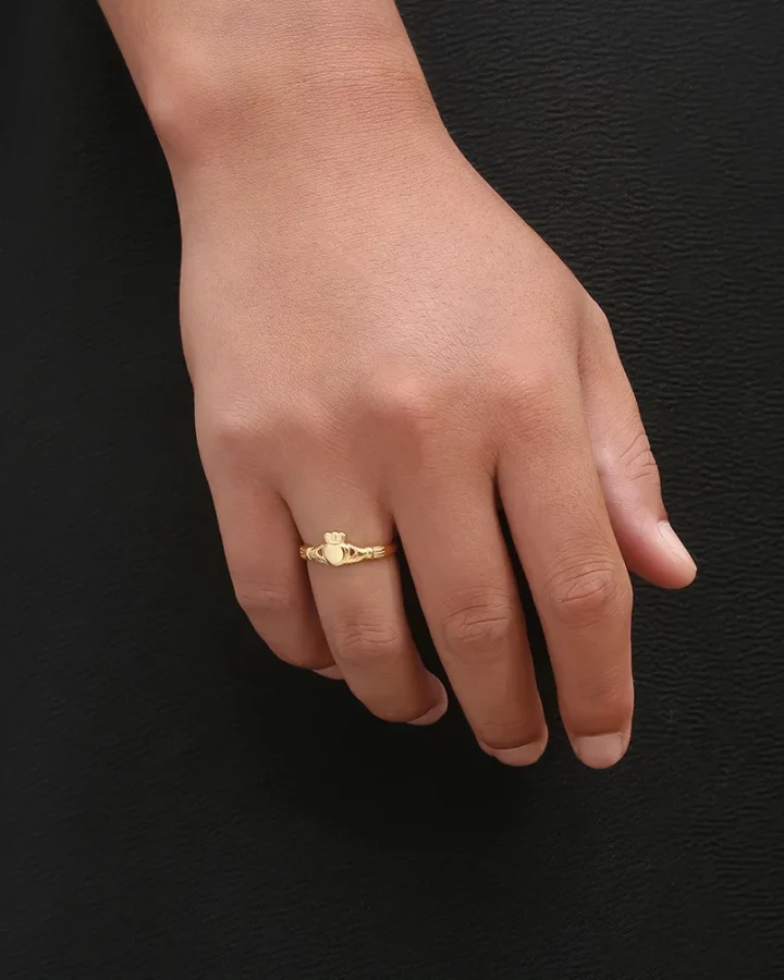 Claddagh Ring Claddagh Ring