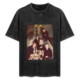 Derry Girls Cast Photo T-Shirt