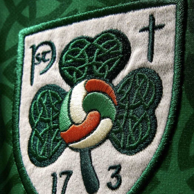 Ireland St. Patrick Umbro 17-3 Football Jersey Green