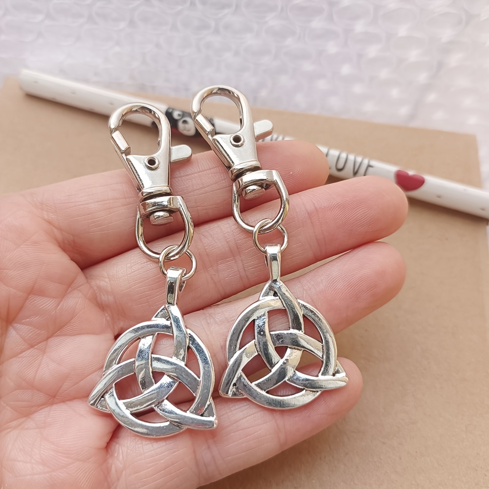 2 Piece Elegant Celtic Knot Keychain Charm 2 Piece Elegant Celtic Knot Keychain Charm