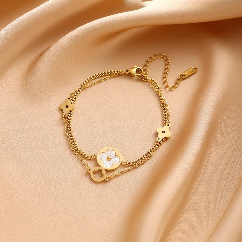 New Four-Leaf Clover Bracelet New Four-Leaf Clover Bracelet