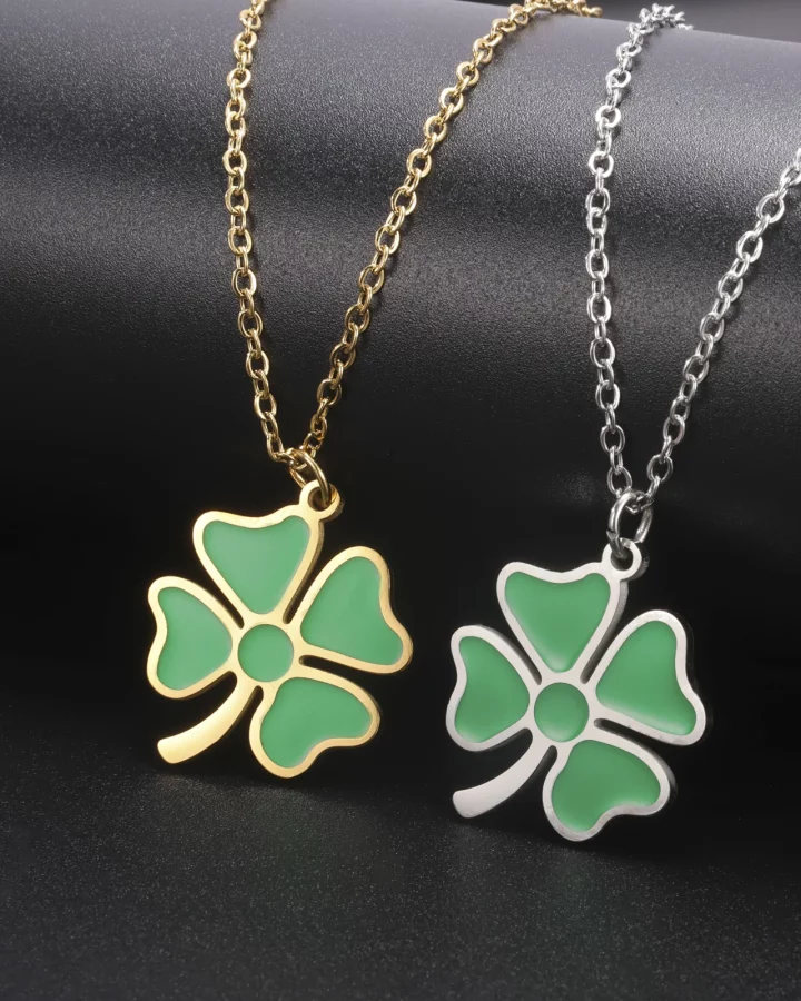 Vassago Four Leaf Clover Necklace