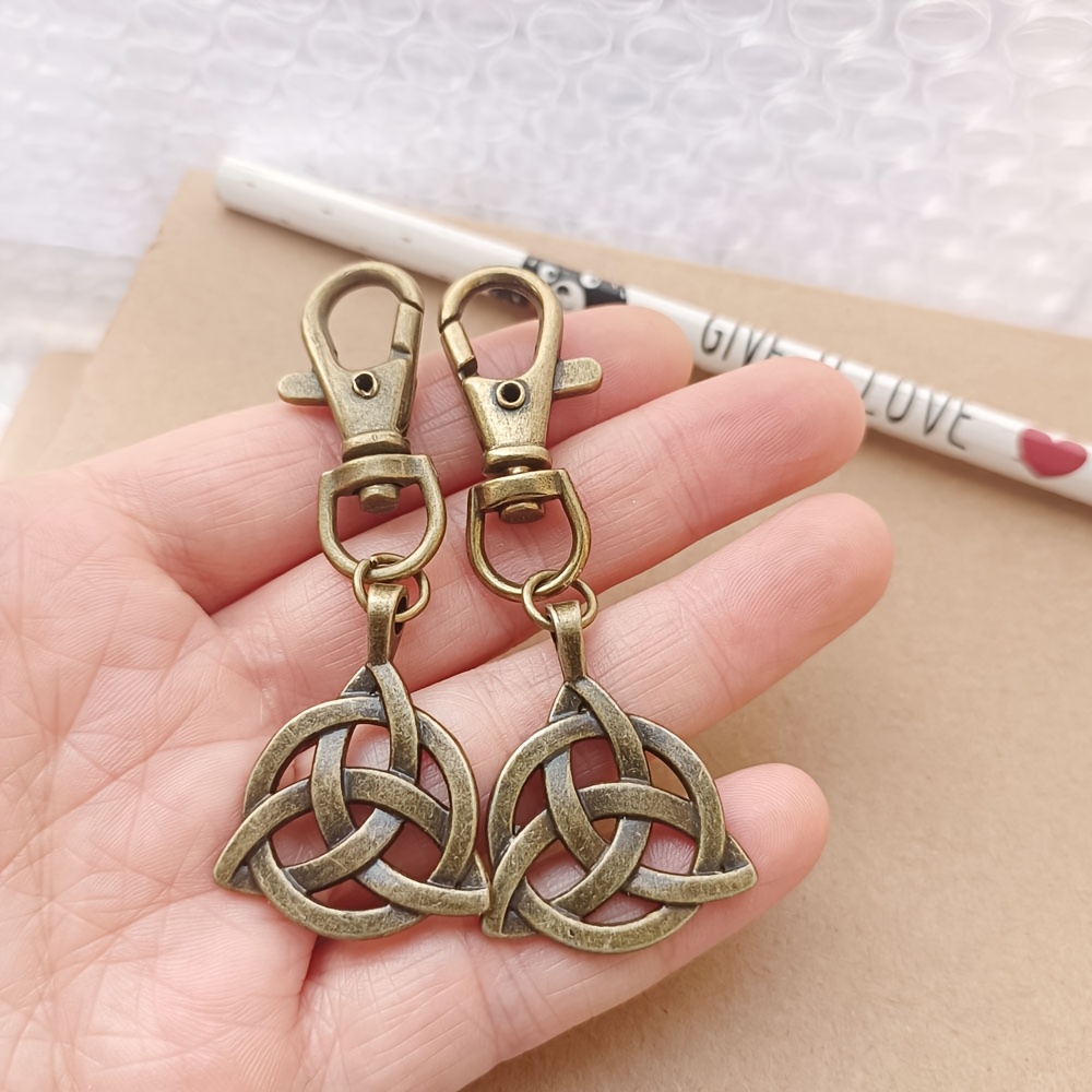 2 Piece Elegant Celtic Knot Keychain Charm 2 Piece Elegant Celtic Knot Keychain Charm