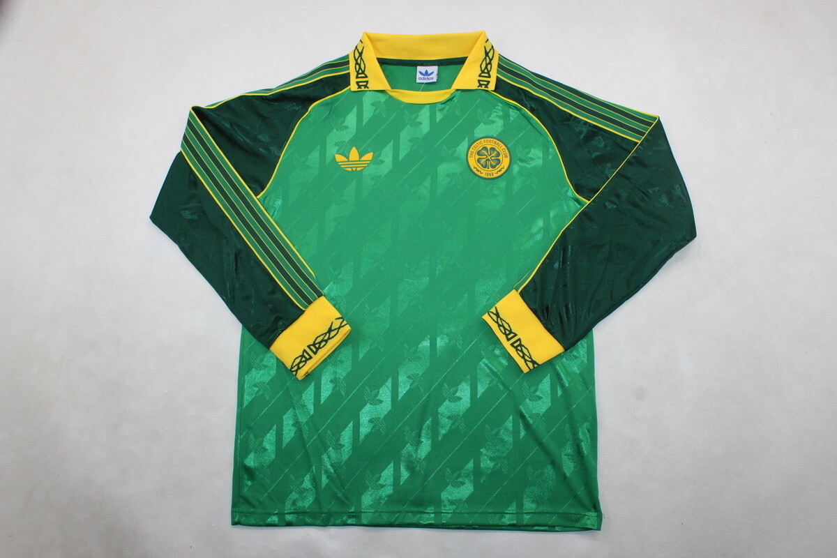 Celtic Retro Long Sleeve Jersey Celtic Retro Long Sleeve Jersey