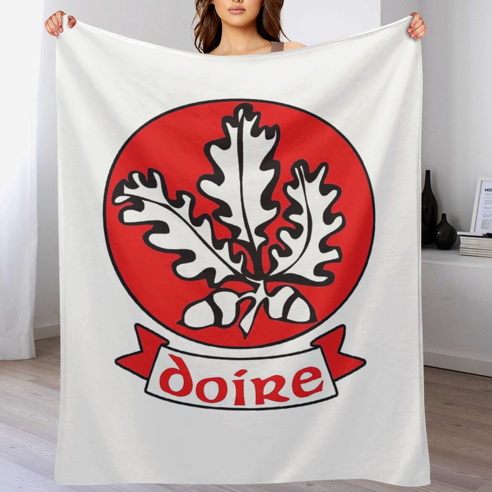 Derry GAA Plush Blanket – 50x60" Soft County Throw (White or Black Background) Derry GAA Plush Blanket – 50x60" Soft County Throw (White or Black Background)