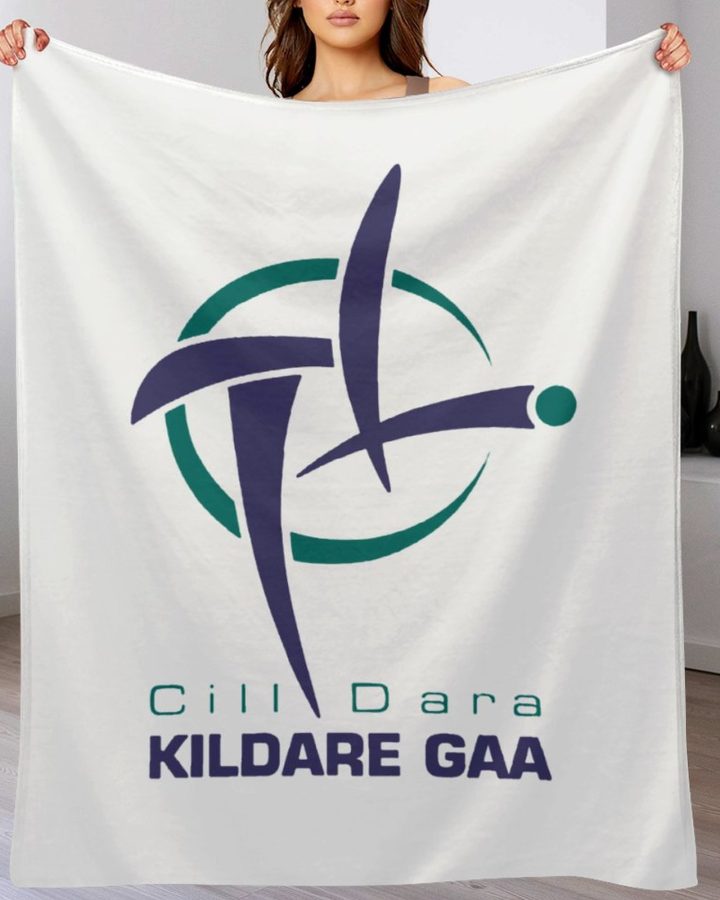 Kildare GAA Plush Blanket – 50x60" Soft County Throw (White or Black Background)