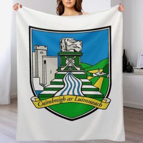 Limerick GAA Plush Blanket – 50x60" Soft County Throw (White or Black Background)