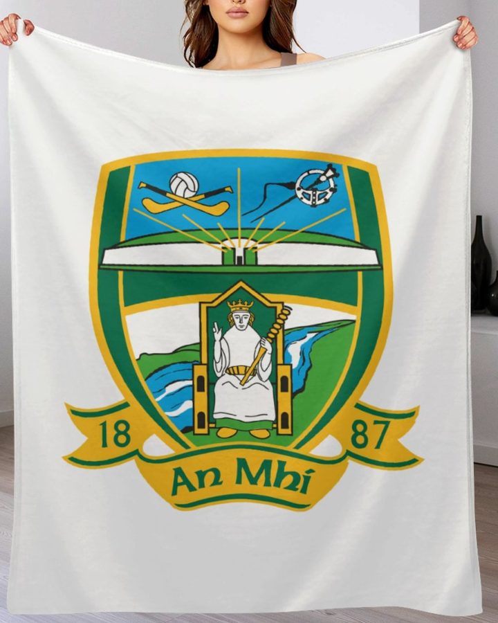 Meath GAA Plush Blanket – 50x60" Soft County Throw (White or Black Background)
