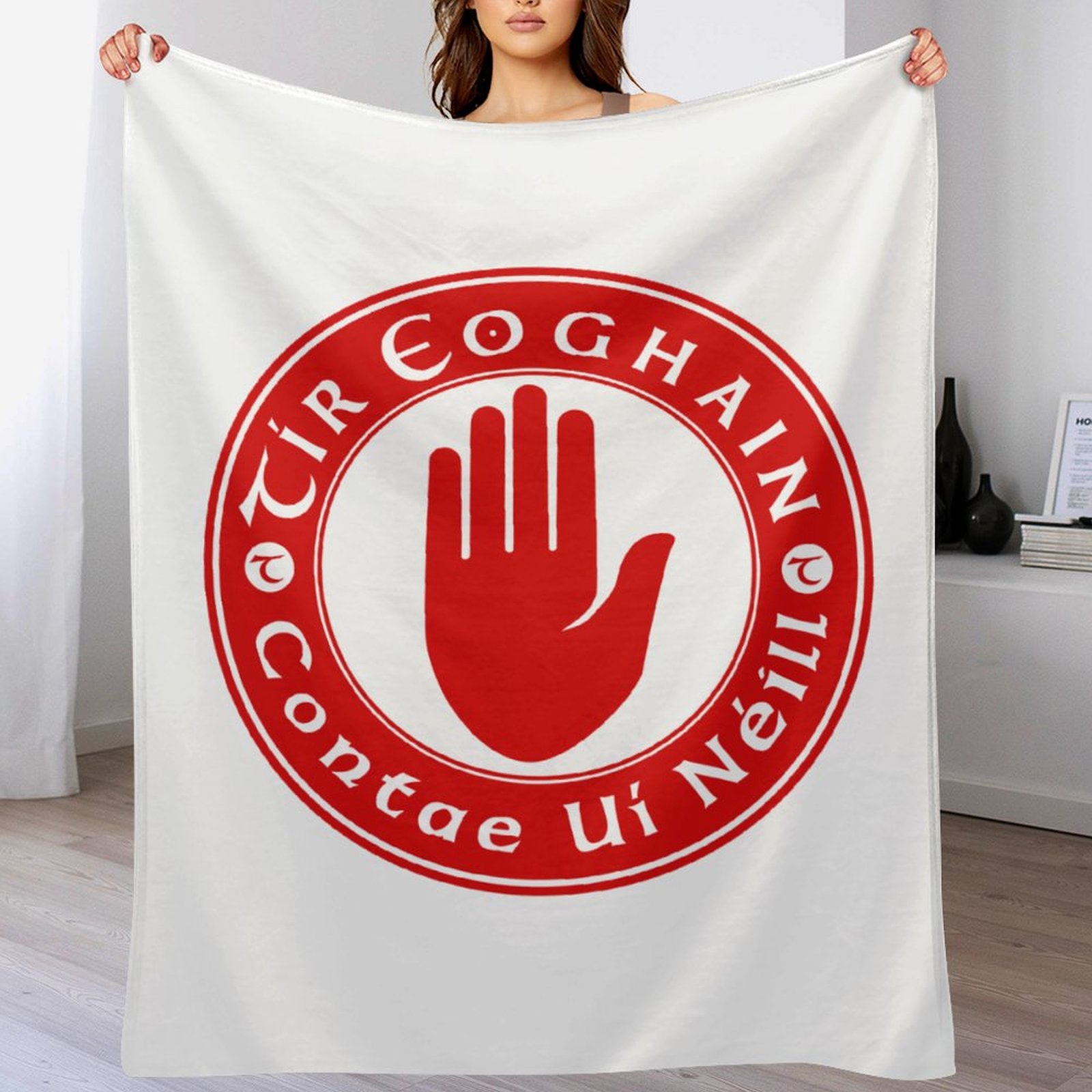 Tyrone GAA Plush Blanket – 50x60" Soft County Throw (White or Black Background) Tyrone GAA Plush Blanket – 50x60" Soft County Throw (White or Black Background)
