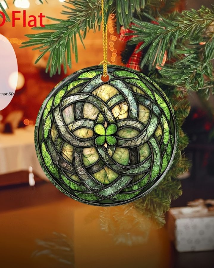 2D Celtic Knot Christmas Tree Ornament