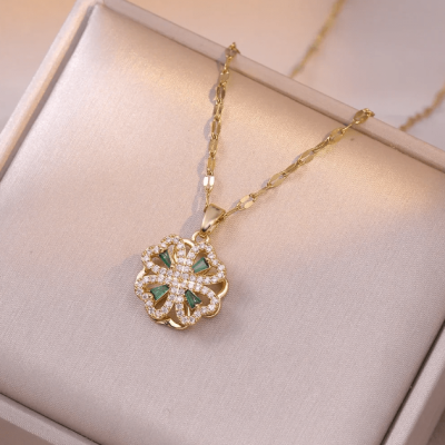 Titanium Steel Rotating Clover Necklace