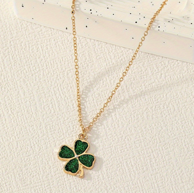Unisex Green Enamel Clover Necklace Unisex Green Enamel Clover Necklace