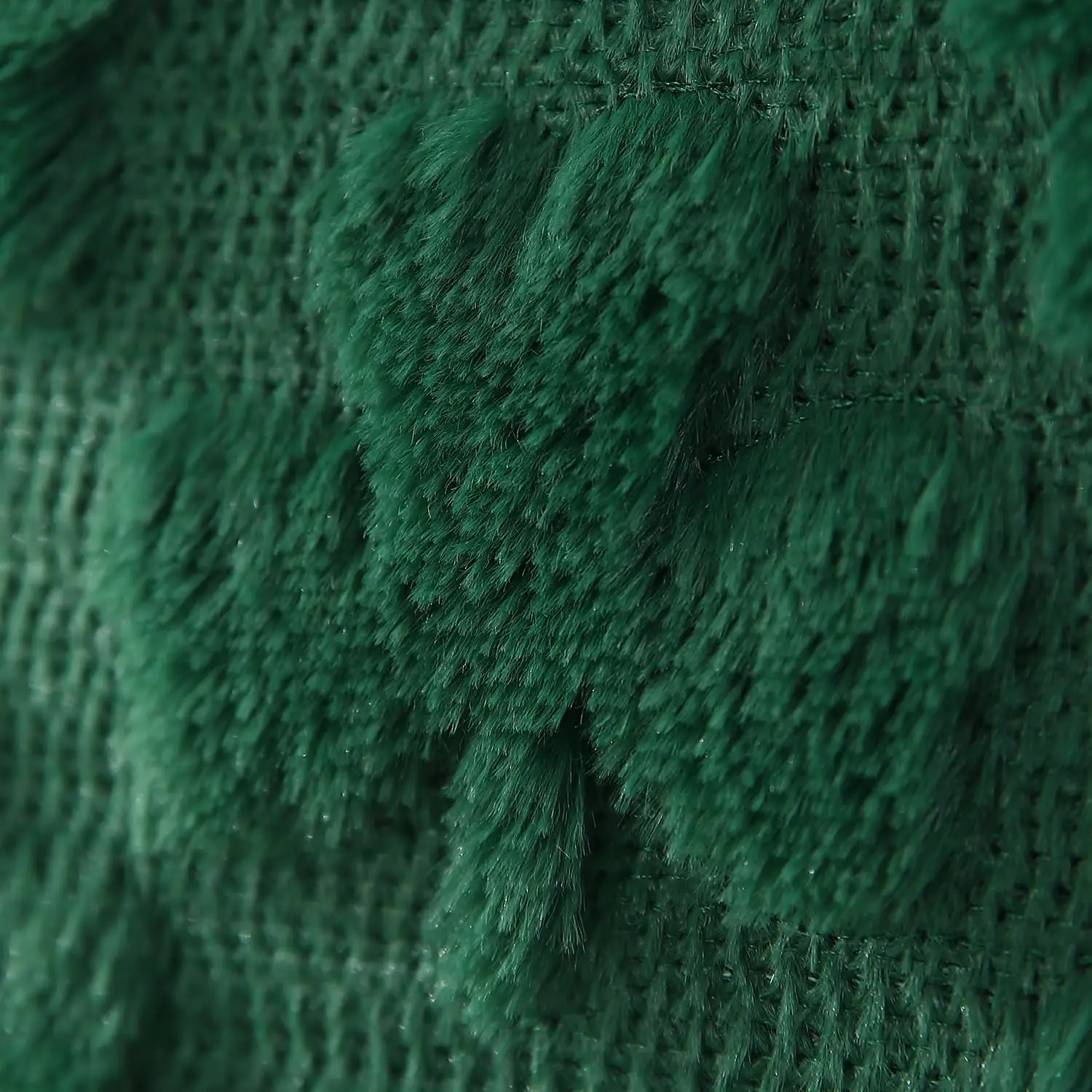 St Patrick's Day Shamrock Pillow Covers (45 x 45 cm) — Set of 2 Close-up of hidden zipper on shamrock pillow cover
