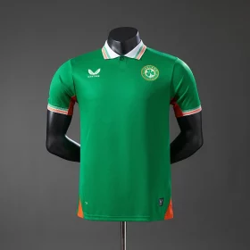 Ireland 2025/26 home jersey, front